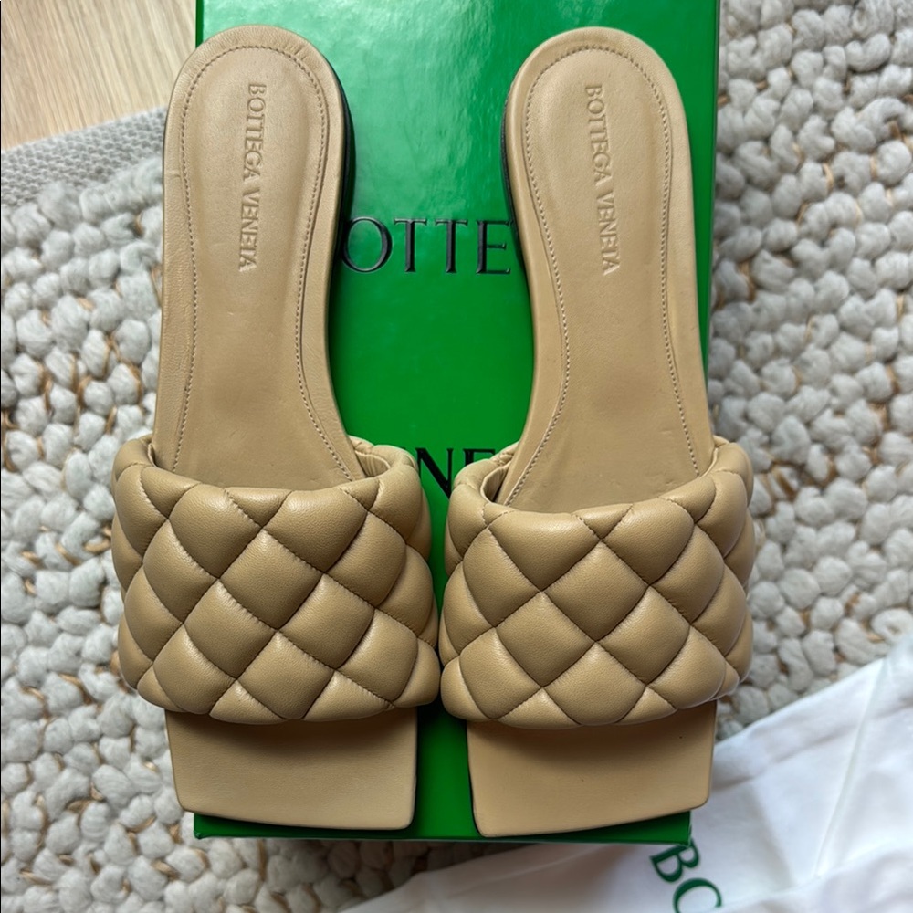 Bottega Veneta Padded Sandals - NWT